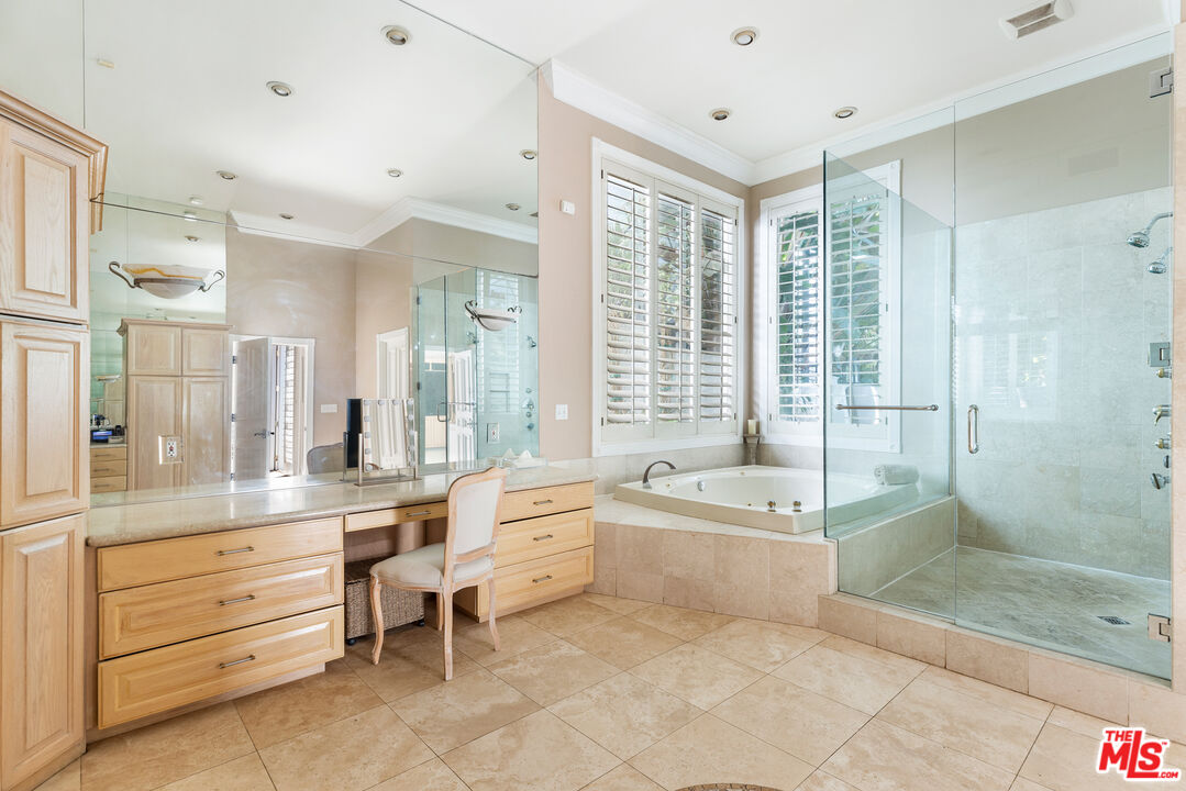 MLS #25495853 image #12