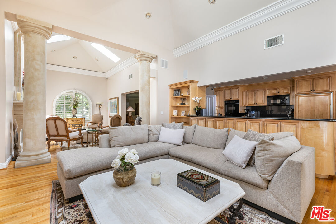 MLS #25495853 image #5