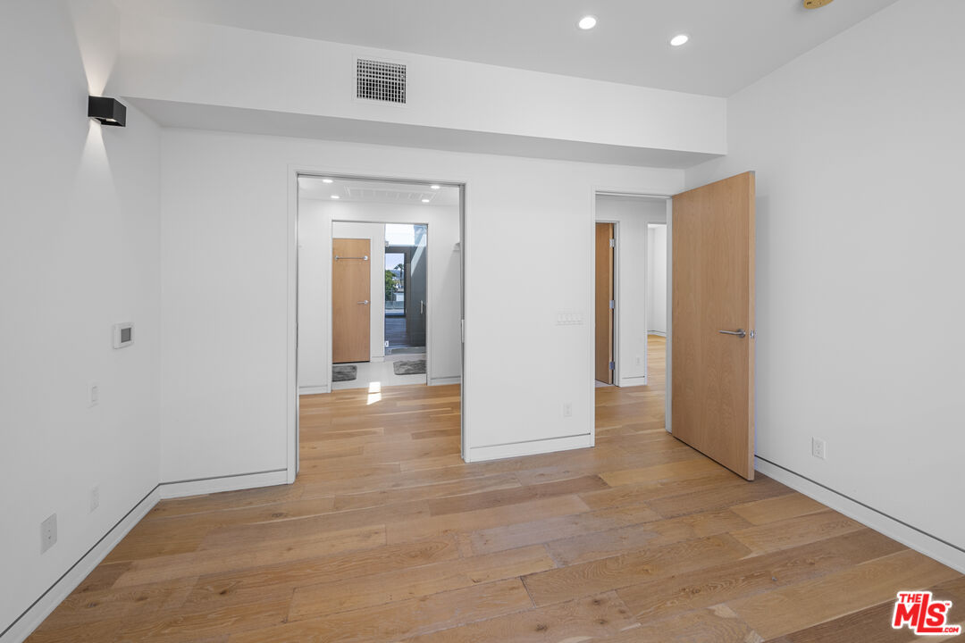 MLS #25496547 image #9