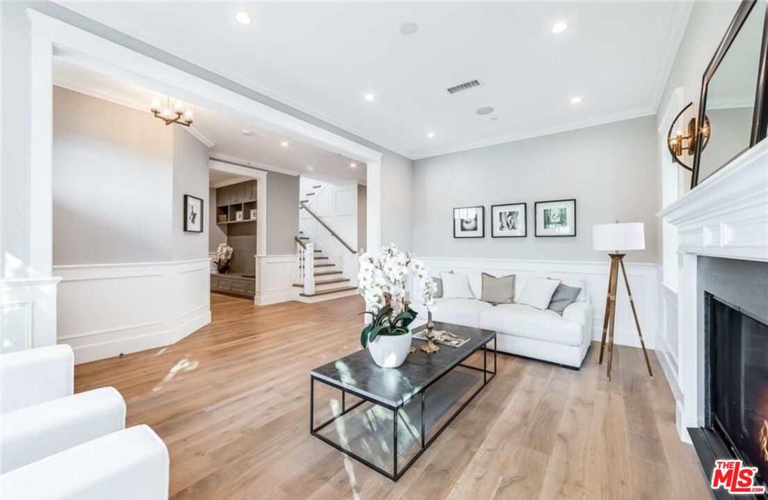 MLS #25497375 image #13