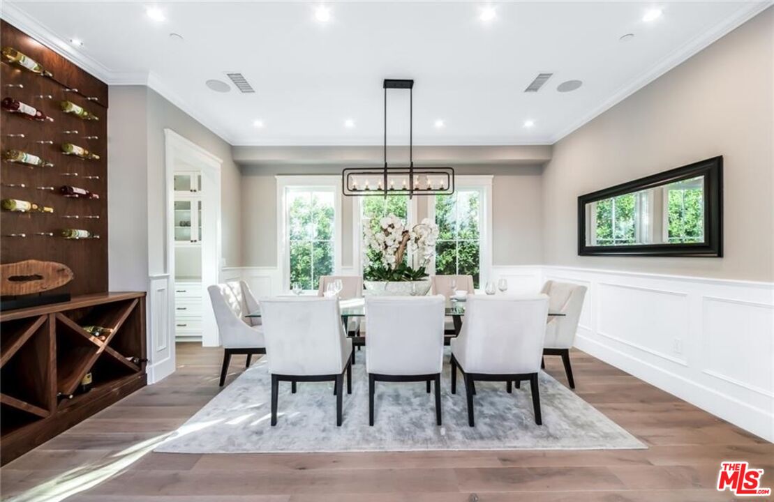 MLS #25497375 image #22