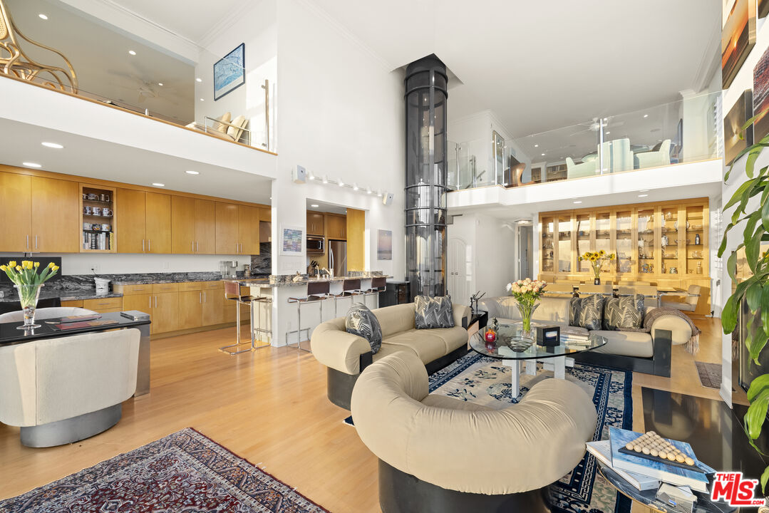 MLS #25497457 image #3