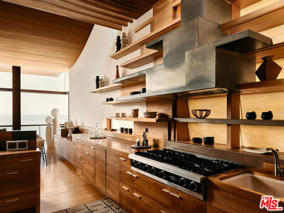 MLS #25497739 image #9