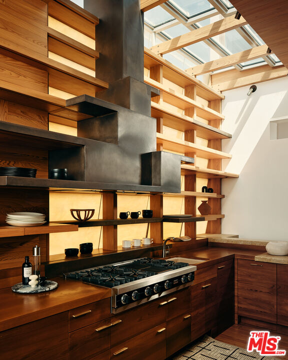 MLS #25497739 image #10