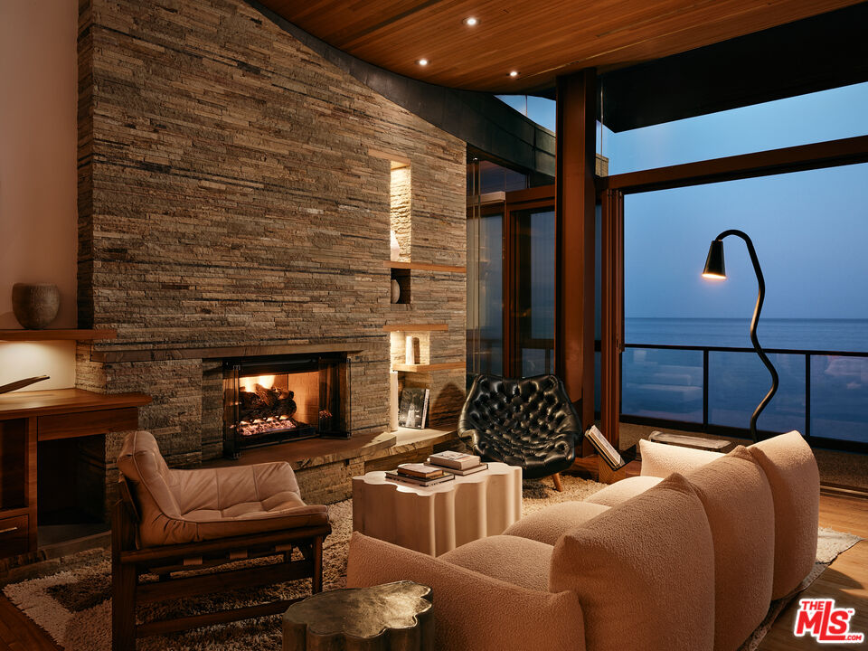 MLS #25497739 image #28