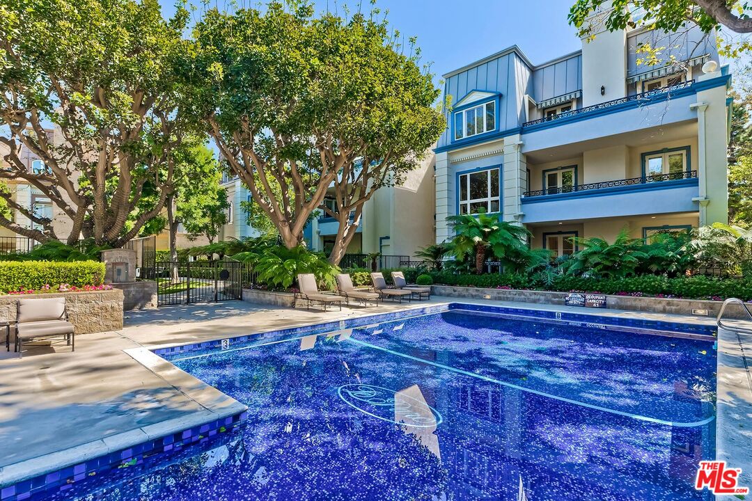 MLS #25497817 image #17