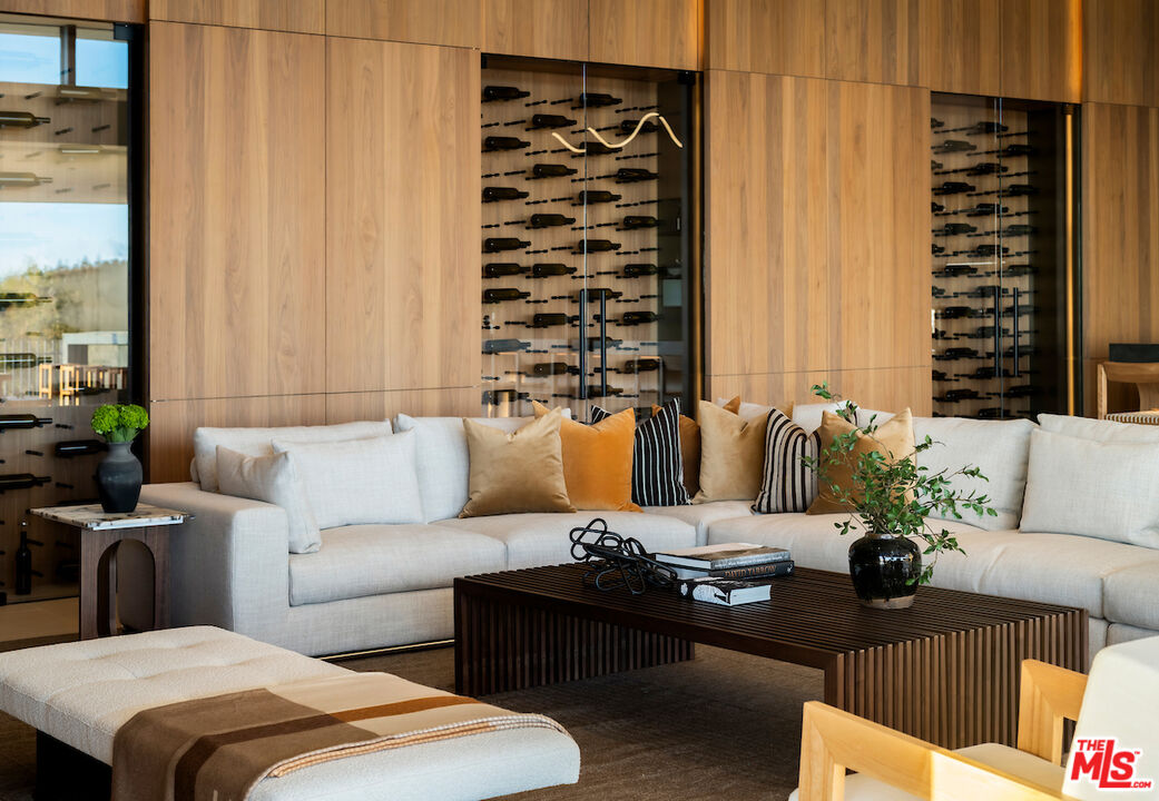 MLS #25498021 image #18