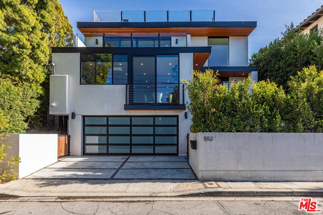 MLS #25498029 image #0