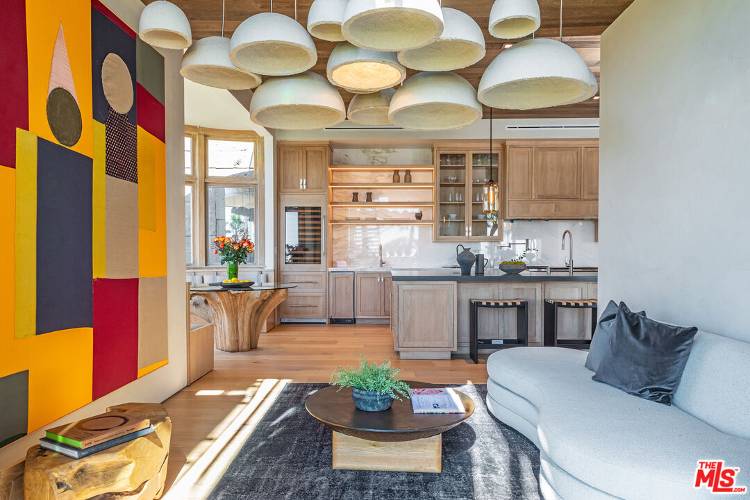 MLS #25498363 image #11