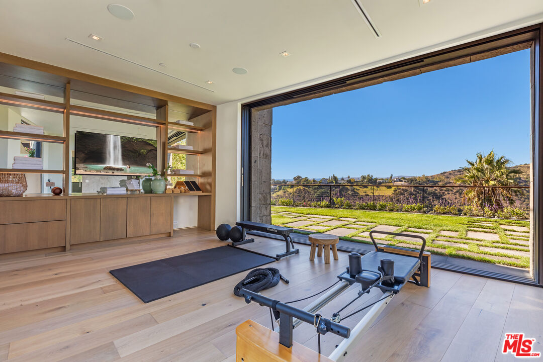 MLS #25498363 image #20