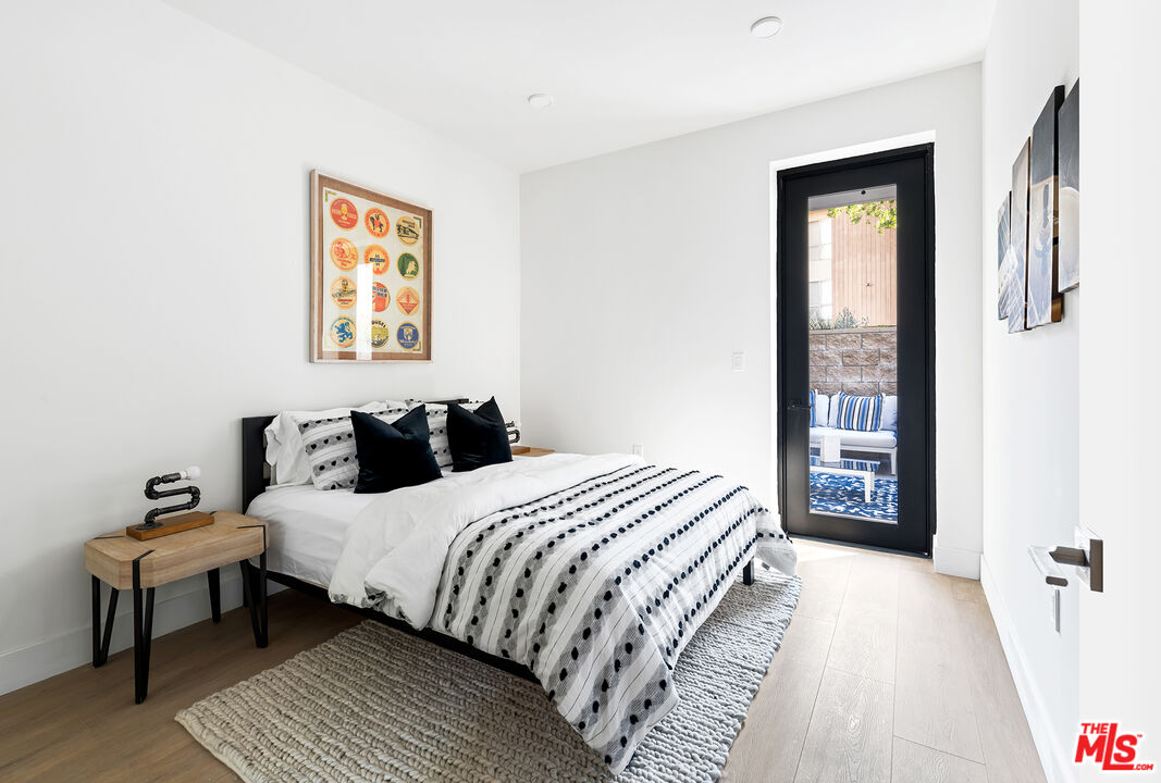 MLS #25498877 image #14