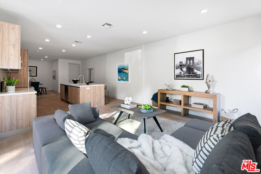 MLS #25498877 image #6