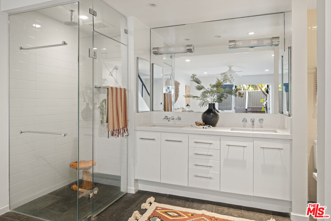 MLS #25499953 image #16