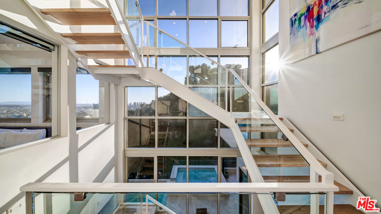 MLS #25500045 image #9