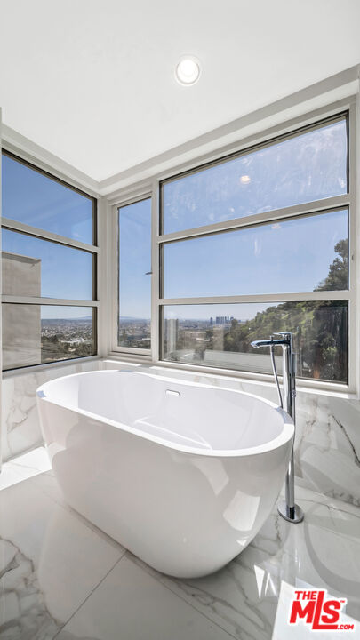 MLS #25500045 image #14