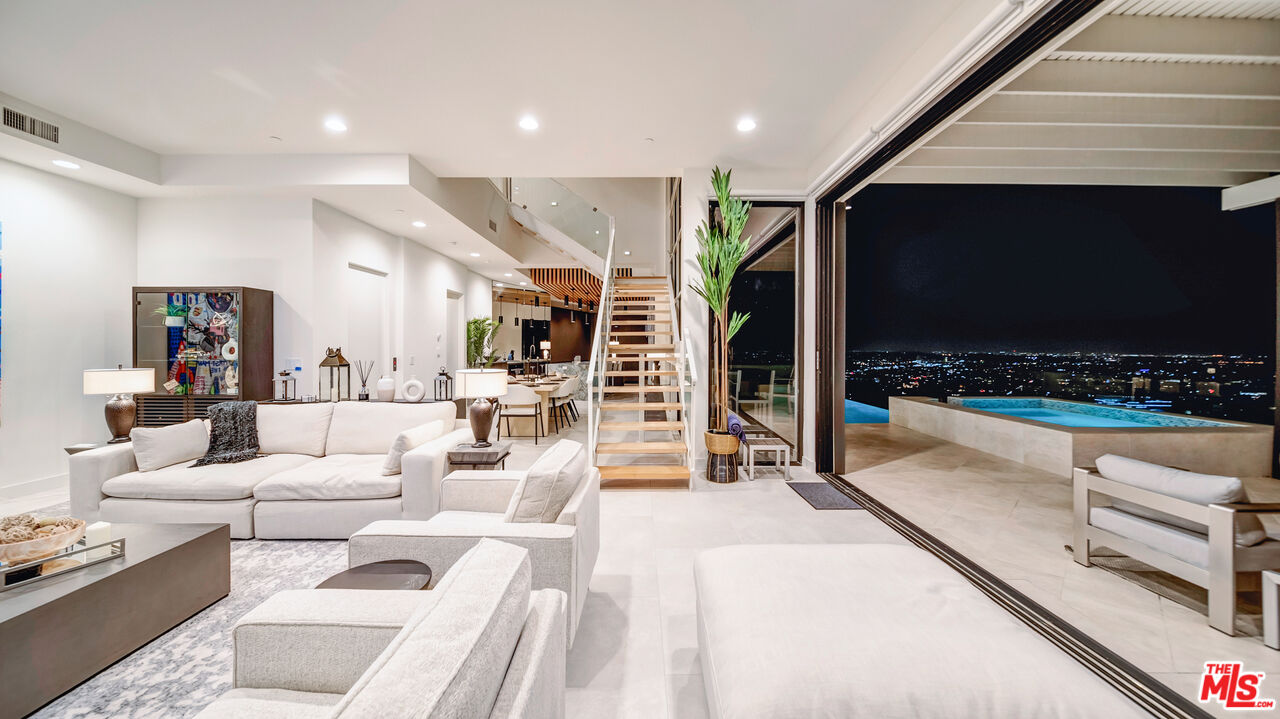 MLS #25500045 image #29