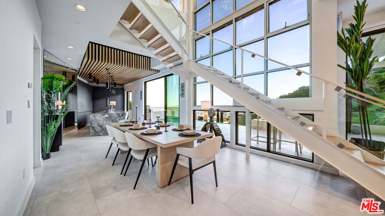 MLS #25500045 image #3