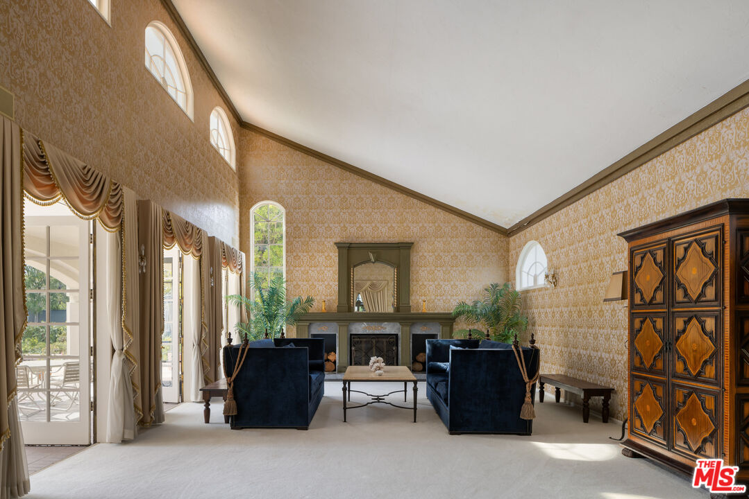 MLS #25500371 image #11