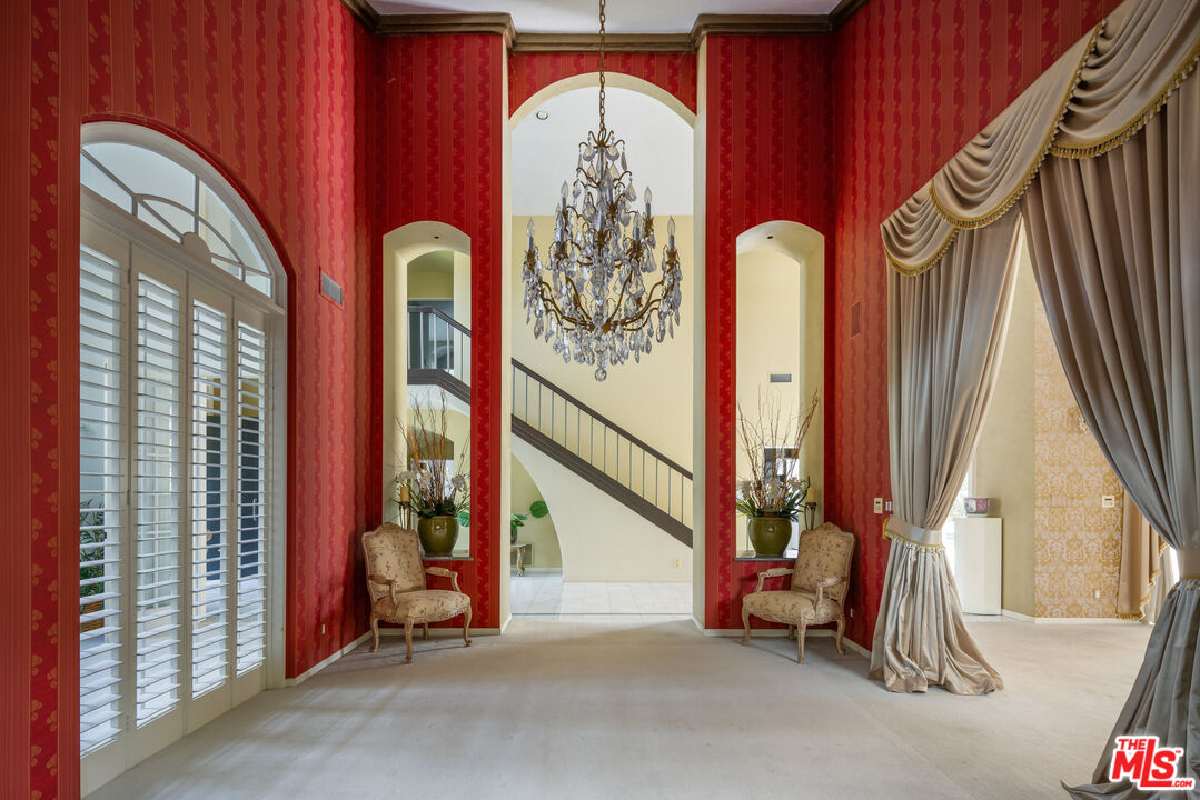 MLS #25500371 image #14