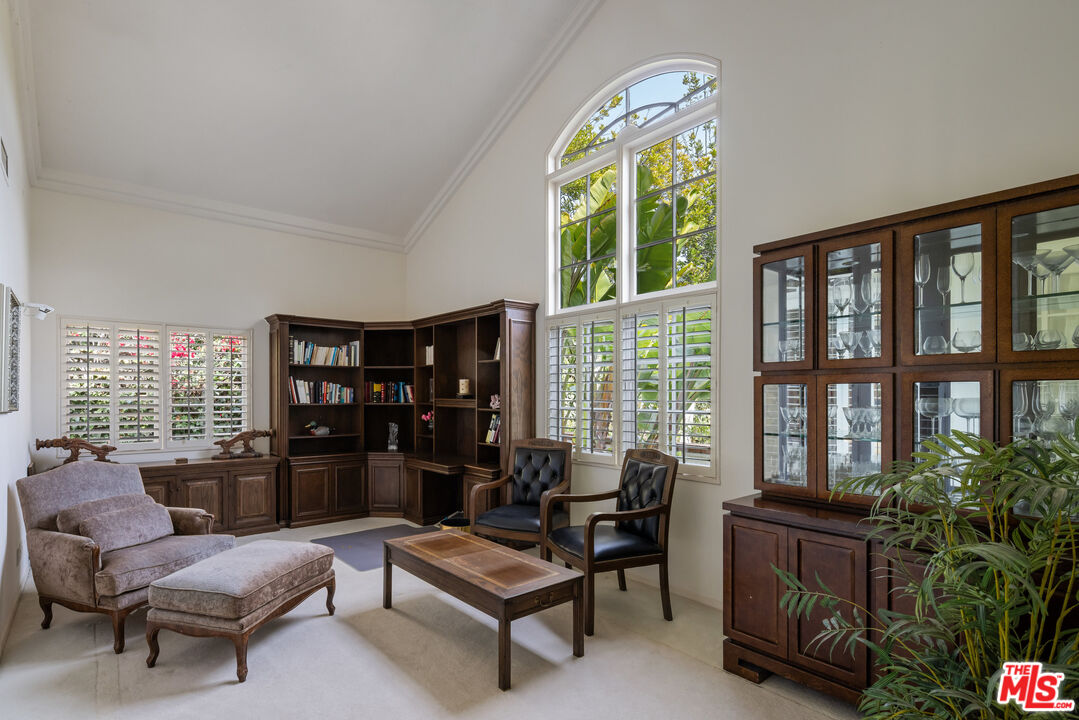 MLS #25500371 image #19