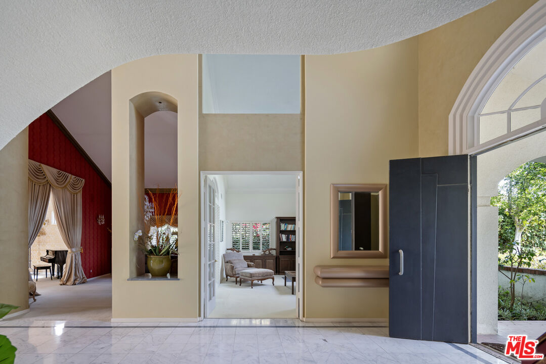 MLS #25500371 image #20