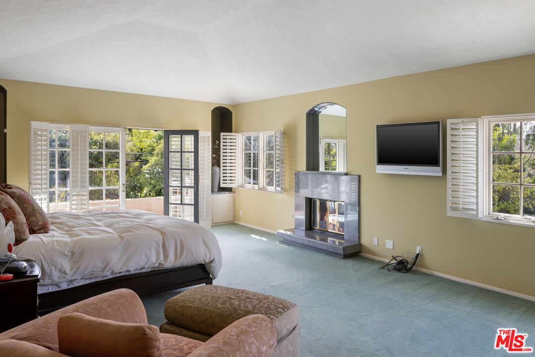 MLS #25500371 image #22