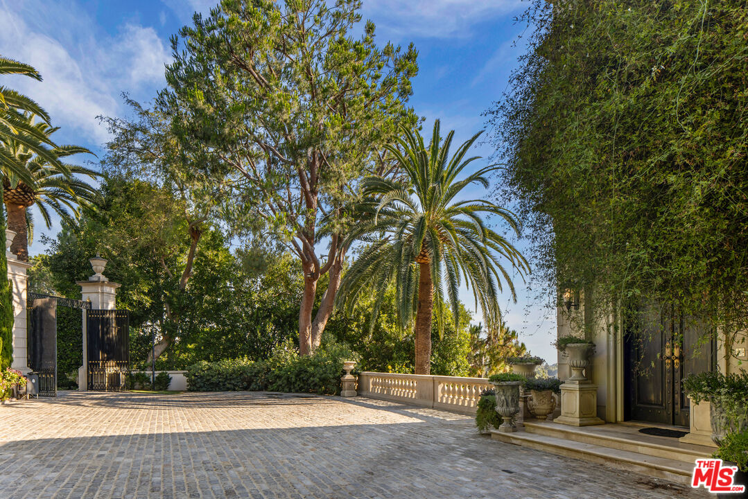 MLS #25500747 image #3