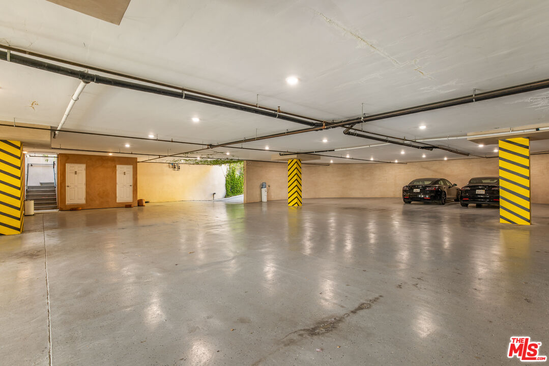 MLS #25500747 image #40