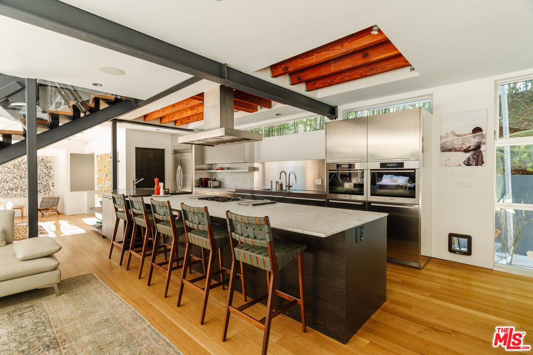 MLS #25500947 image #6