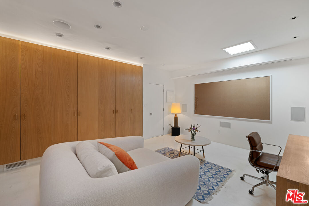 MLS #25500959 image #20