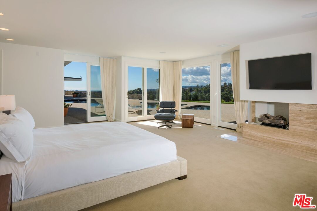 MLS #25501243 image #10