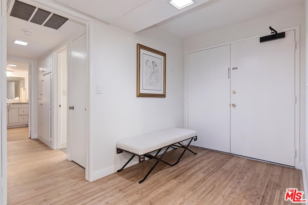 MLS #25501401 image #12