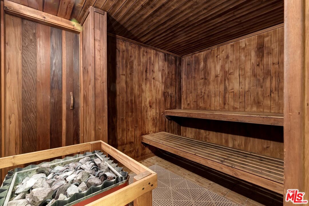 MLS #25501401 image #18