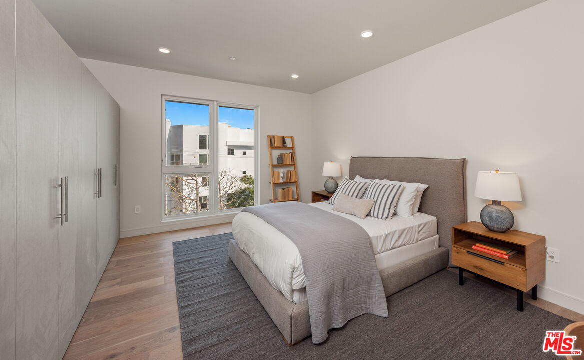 MLS #25501475 image #20