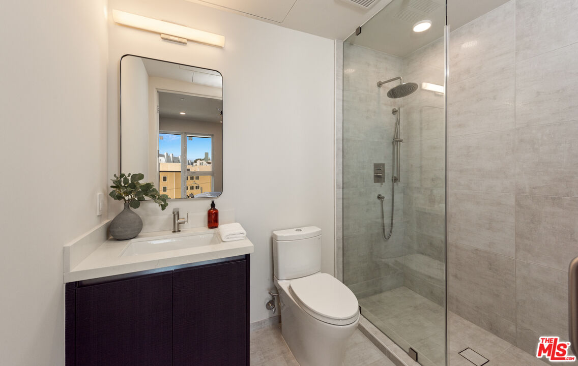 MLS #25501475 image #23