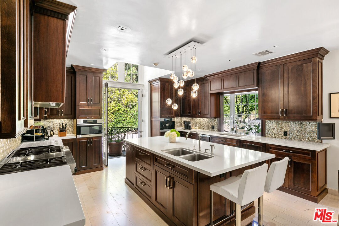 MLS #25501539 image #10