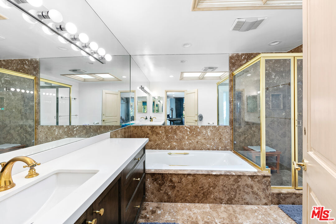 MLS #25501539 image #21