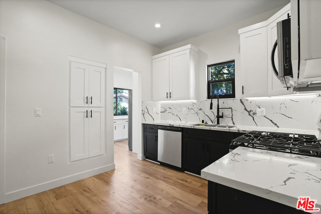 MLS #25502413 image #15