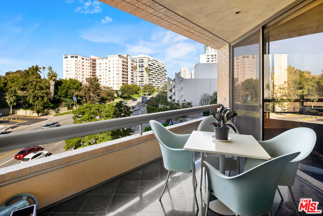 MLS #25502731 image #9