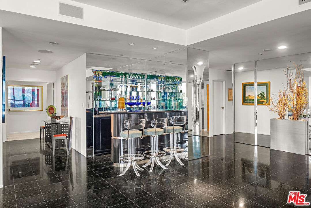 MLS #25502731 image #10