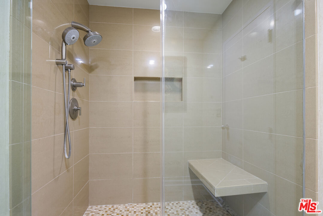 MLS #25502731 image #18