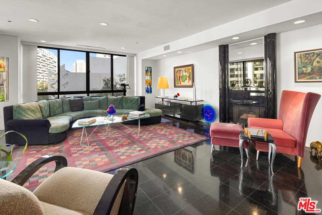 MLS #25502731 image #7