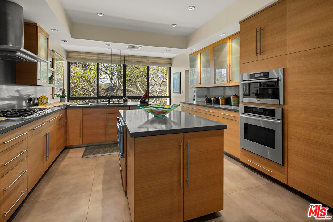 MLS #25502731 image #0