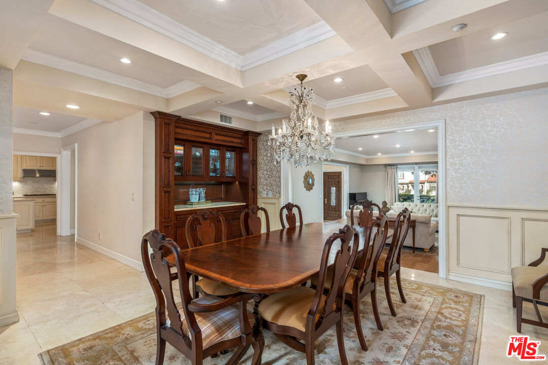 MLS #25502767 image #14