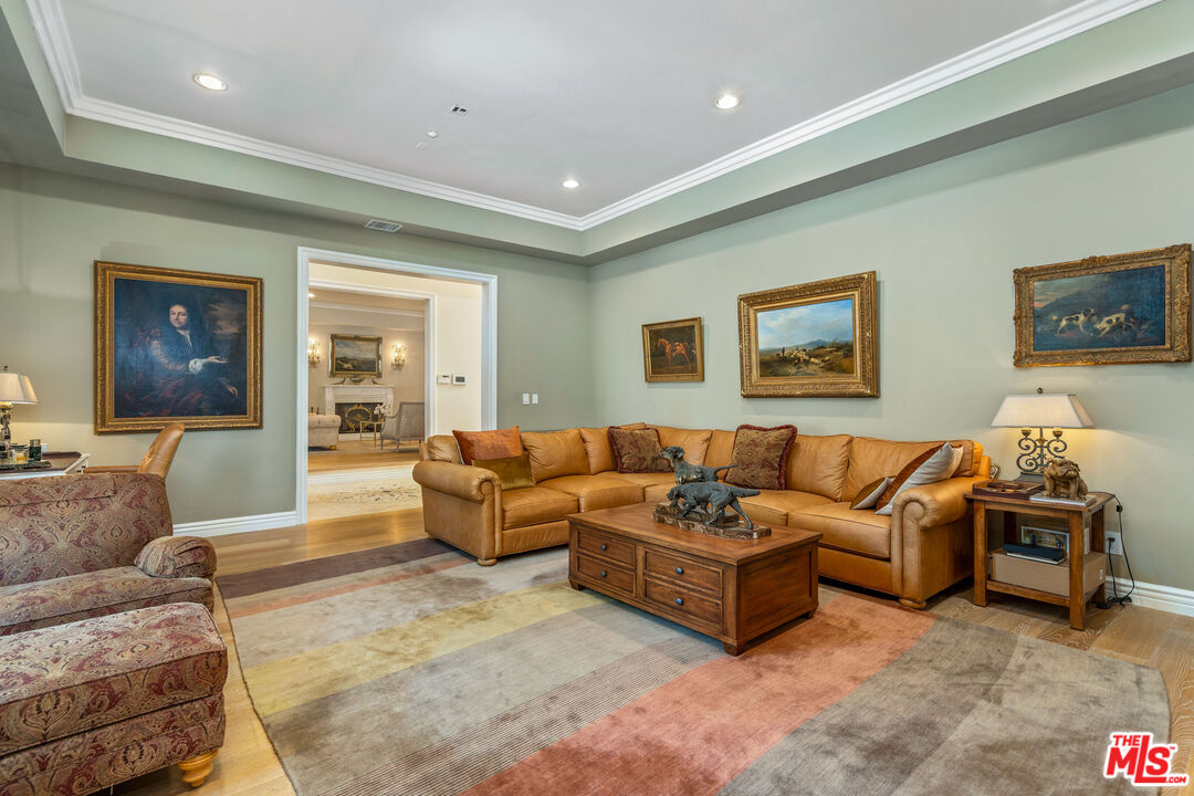 MLS #25502767 image #17