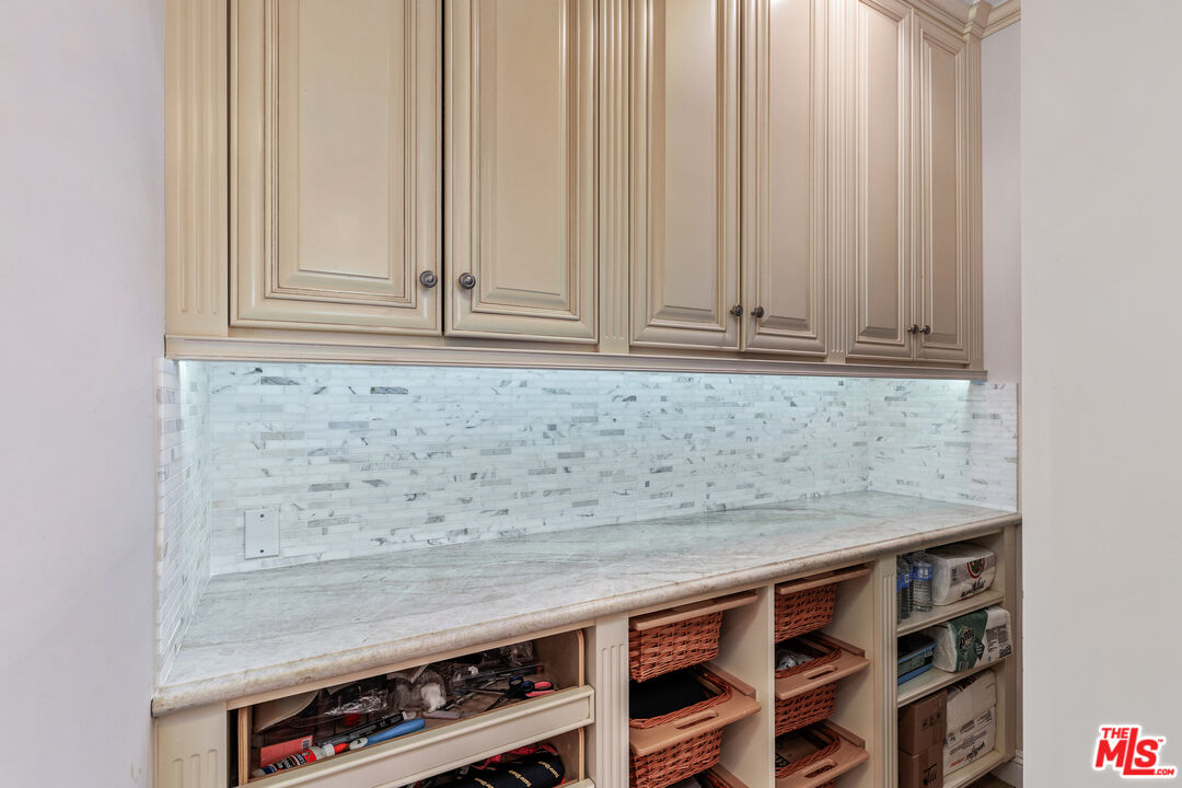 MLS #25502767 image #27