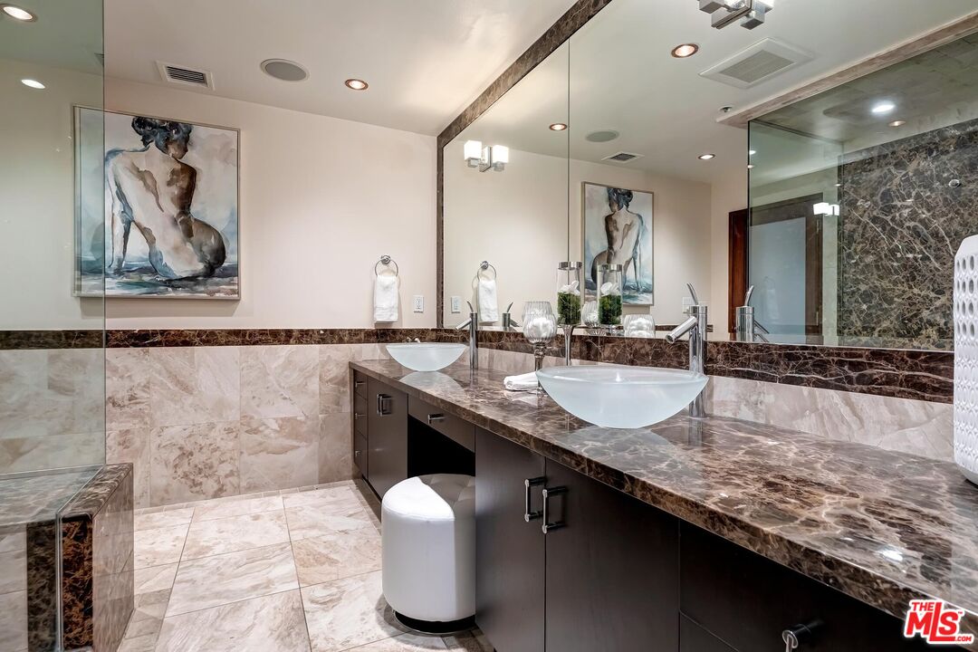 MLS #25503205 image #20