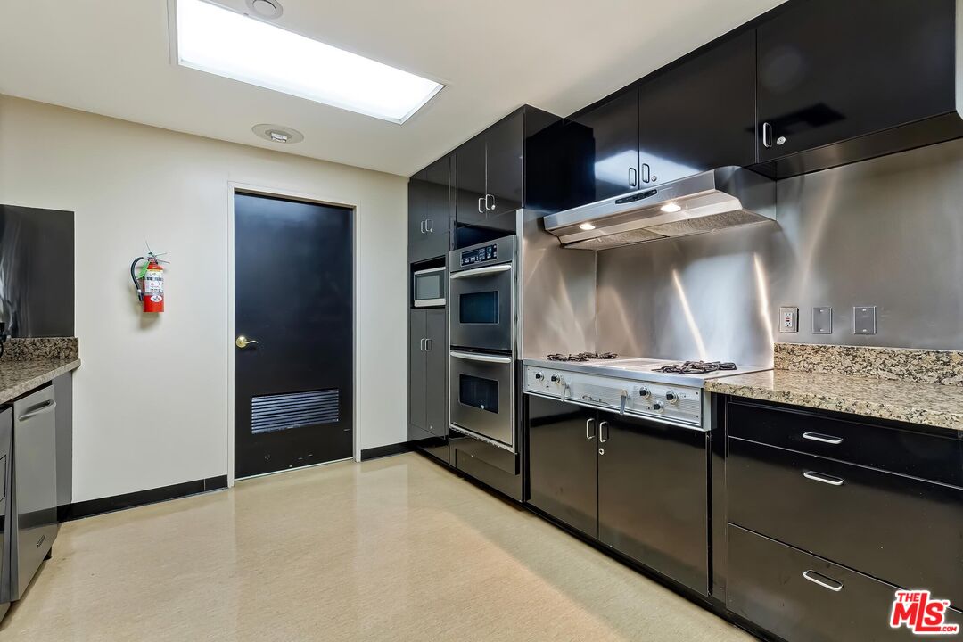 MLS #25503205 image #37