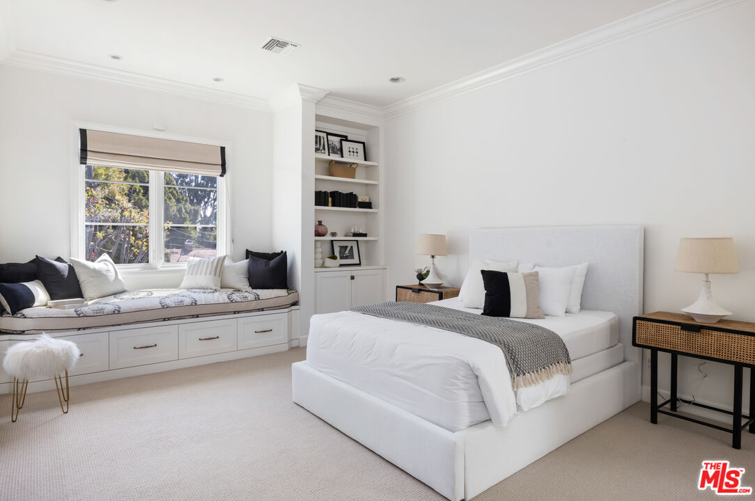 MLS #25503297 image #16