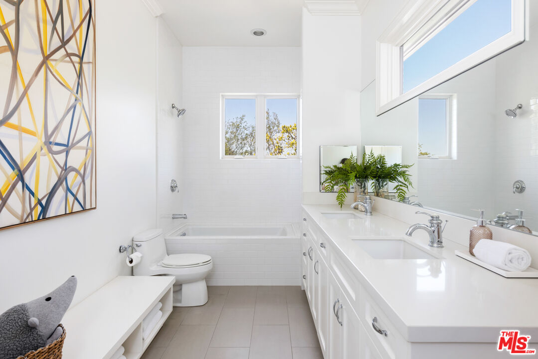 MLS #25503297 image #18